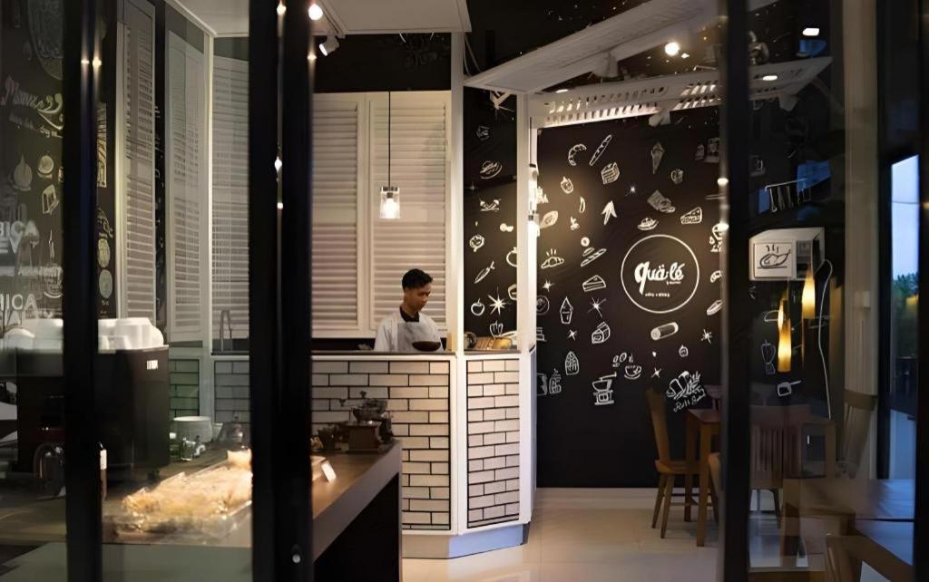Lemo Hotel Serpong Тангеранг Екстериор снимка