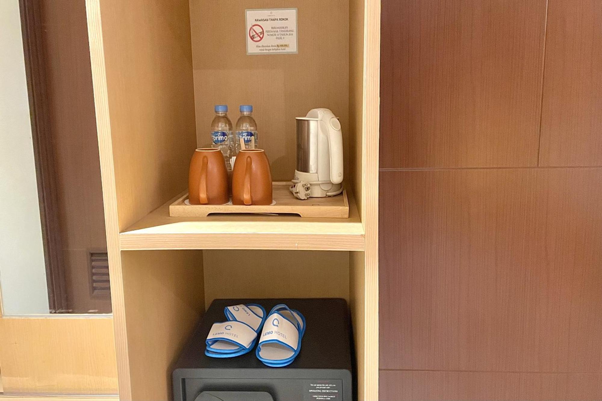 Lemo Hotel Serpong Тангеранг Екстериор снимка